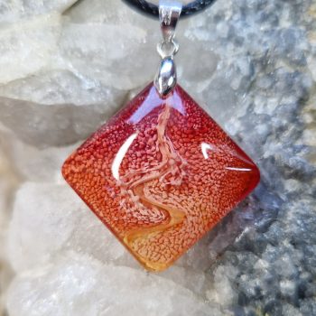 Négyzet medál T021